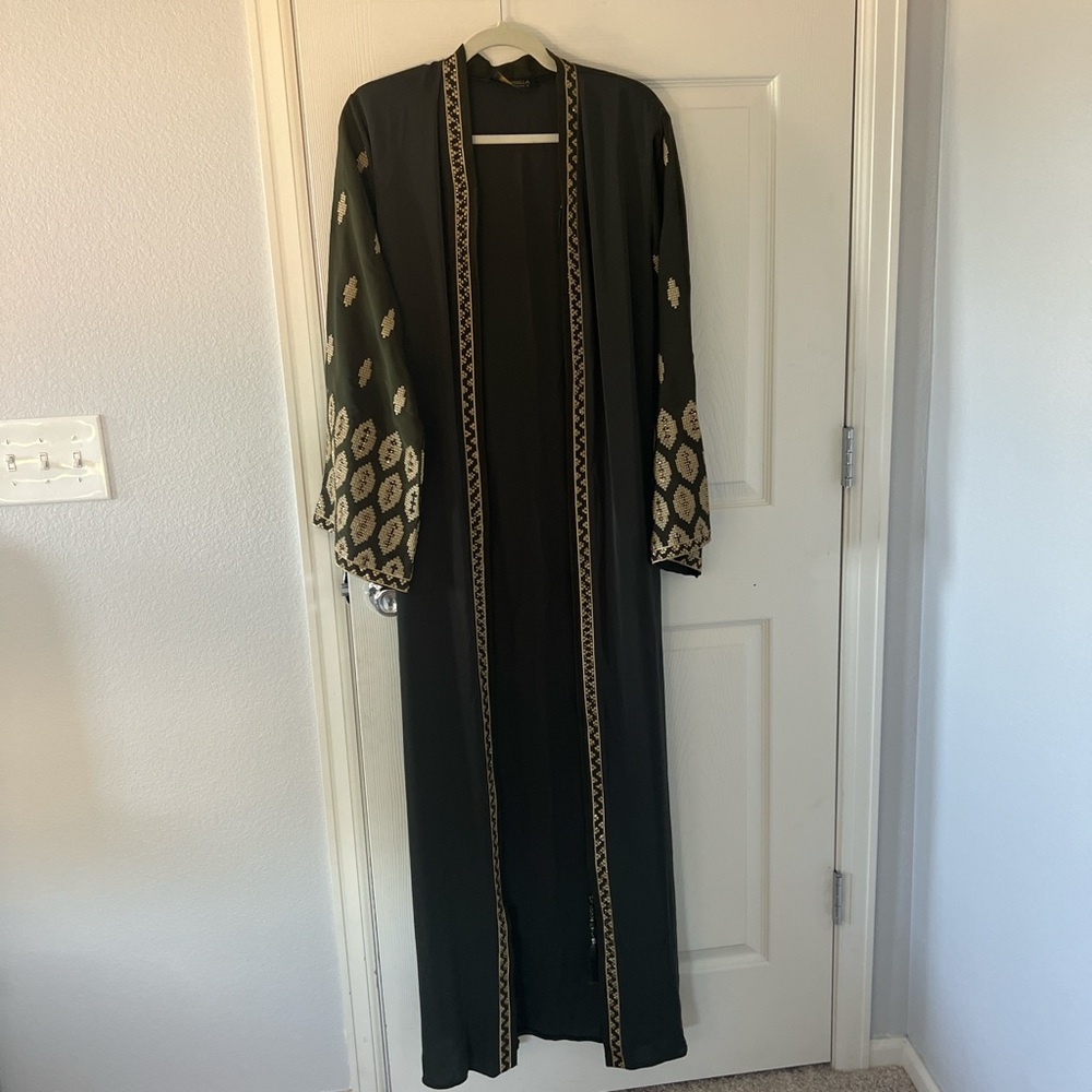 Dark green abaya